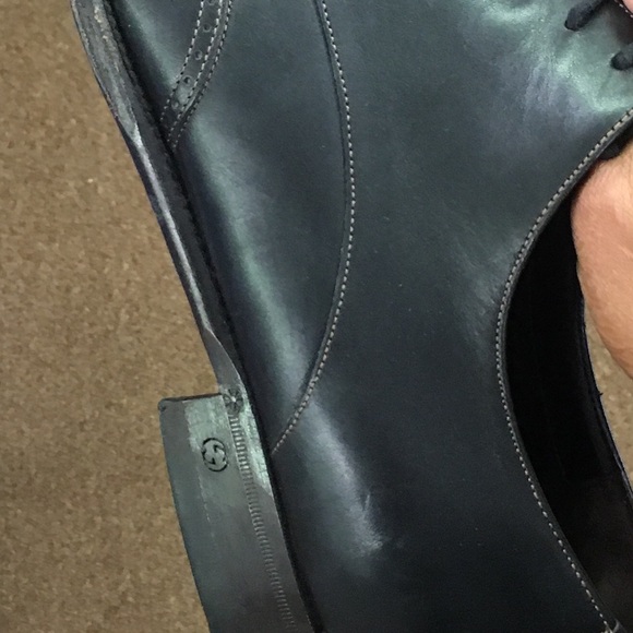 Men’s Wingtip Gucci Shoes - Picture 3 of 8